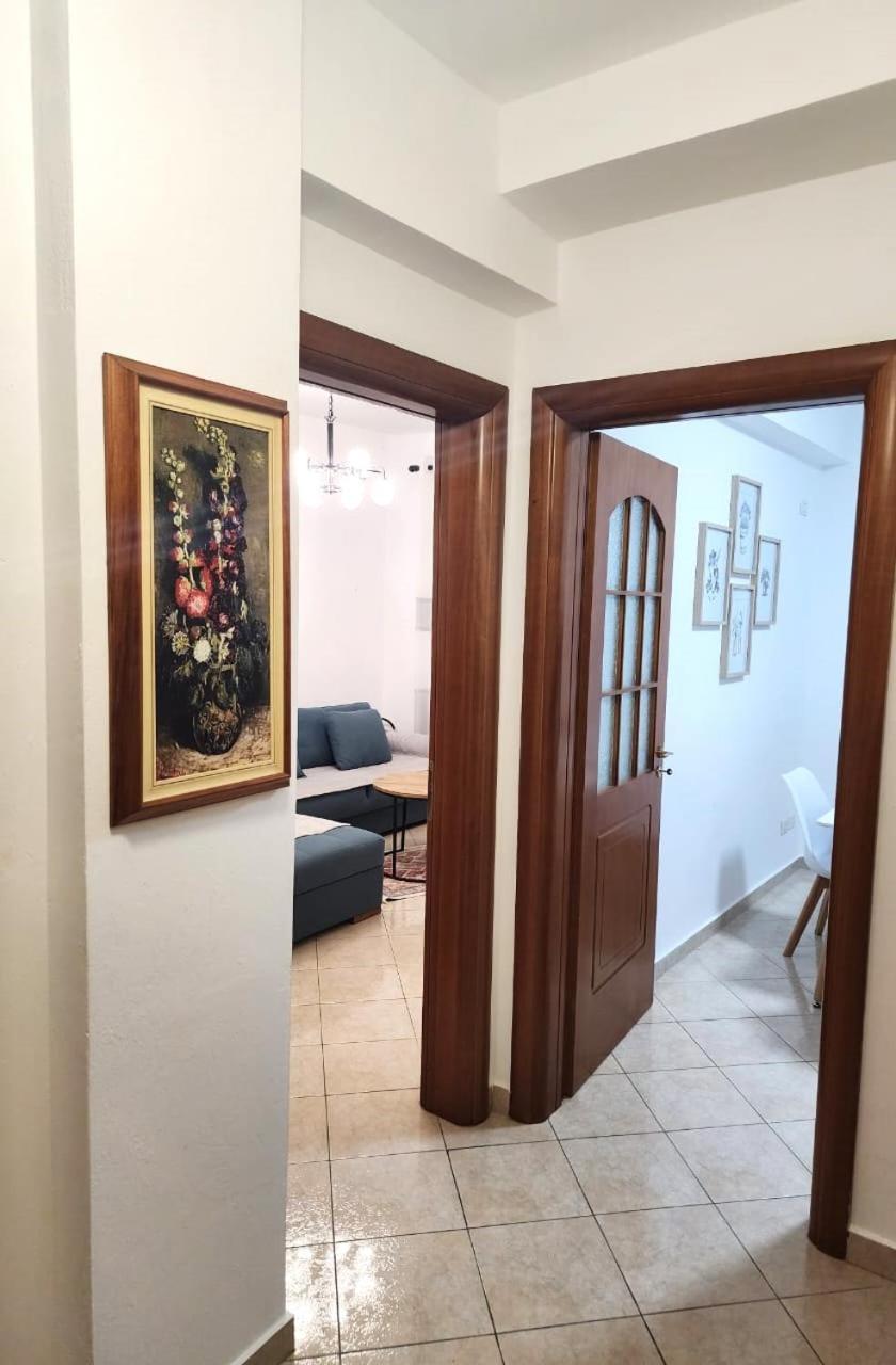 Apartment Center *